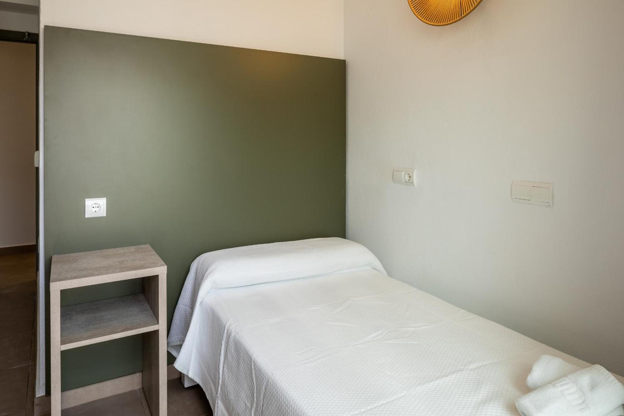 Hostal Alicante San Antonio  Exteriör bild