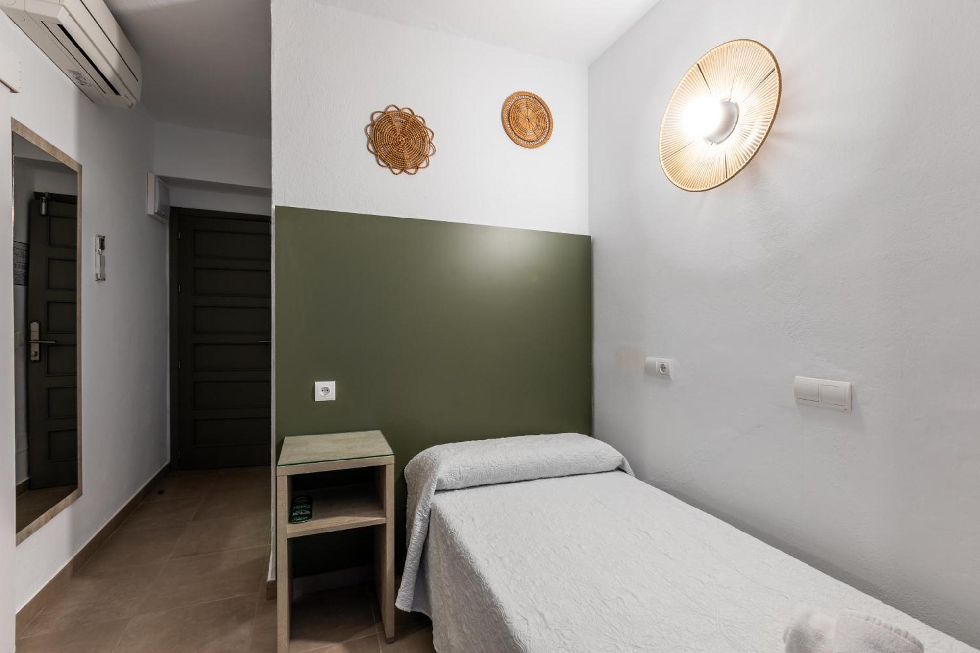 Hostal Alicante San Antonio  Exteriör bild